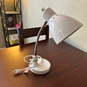 White desk lamp with adjustable height